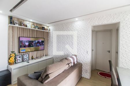 Sala de apartamento para alugar com 2 quartos, 46m² em Jardim Copiuva, Carapicuíba