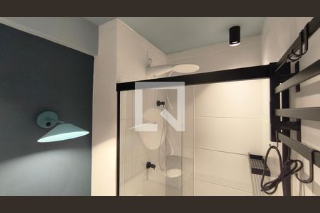 Banheiro de kitnet/studio para alugar com 1 quarto, 24m² em Vila Mariana, São Paulo