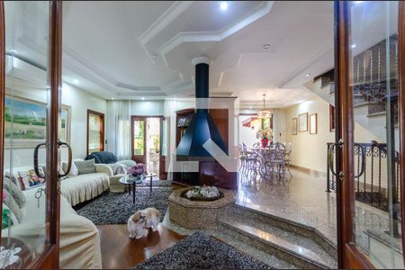 Sala da TV de casa à venda com 5 quartos, 500m² em City América, São Paulo