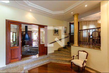 Sala de entrada de casa à venda com 5 quartos, 500m² em City América, São Paulo