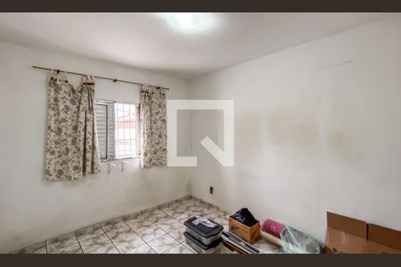 Quarto 2 de casa para alugar com 2 quartos, 68m² em Vila Santana, São Paulo