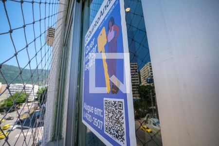 Placa de apartamento para alugar com 2 quartos, 86m² em Tijuca, Rio de Janeiro