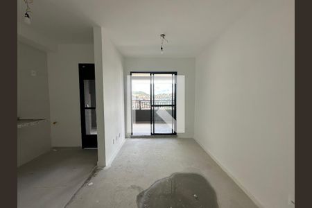 Sala de apartamento à venda com 3 quartos, 73m² em Vila Pindorama, Barueri