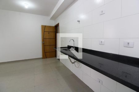 Sala / Cozinha de apartamento para alugar com 2 quartos, 33m² em Vila Marieta, São Paulo