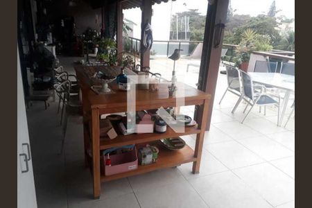 Apartamento à venda com 3 quartos, 244m² em Barra da Tijuca, Rio de Janeiro