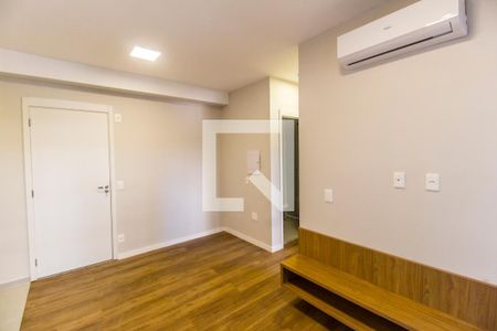 Sala  de apartamento para alugar com 2 quartos, 59m² em Vila Militar, Barueri