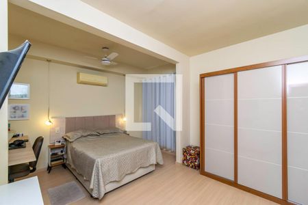 Quarto 1 de casa à venda com 3 quartos, 203m² em Olaria, Rio de Janeiro