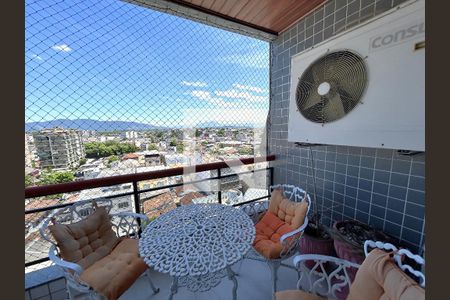 Apartamento para alugar com 3 quartos, 210m² em Vila Valqueire, Rio de Janeiro