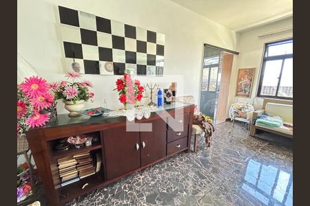 Apartamento para alugar com 3 quartos, 210m² em Vila Valqueire, Rio de Janeiro