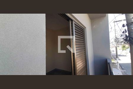 Casa para alugar com 2 quartos, 12m² em Vila Yolanda, Osasco