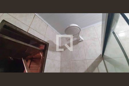 Casa para alugar com 1 quarto, 29m² em Rochdale, Osasco