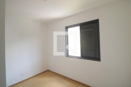 Quarto 1 de apartamento para alugar com 2 quartos, 53m² em Jardim Neide, São Paulo