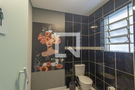 Lavabo de casa para alugar com 3 quartos, 330m² em Cabral, Curitiba