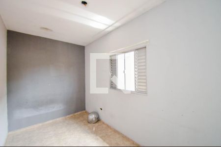 Quarto 2 de casa para alugar com 2 quartos, 150m² em Jardim Santa Clara, Guarulhos