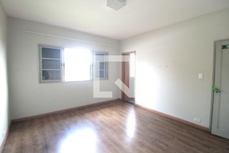 Suíte de casa para alugar com 3 quartos, 150m² em Jardim Represa, São Paulo