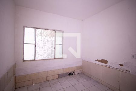 Quarto de casa para alugar com 2 quartos, 70m² em Itaúna, São Gonçalo