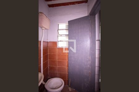 Banheiro de casa para alugar com 1 quarto, 37m² em Itaúna, São Gonçalo