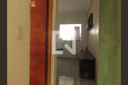 Sala de casa para alugar com 2 quartos, 60m² em Bussocaba, Osasco