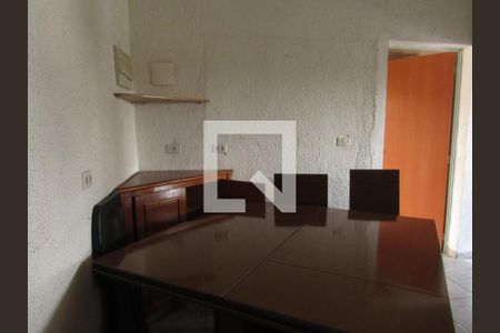 Sala de casa para alugar com 2 quartos, 60m² em Bussocaba, Osasco