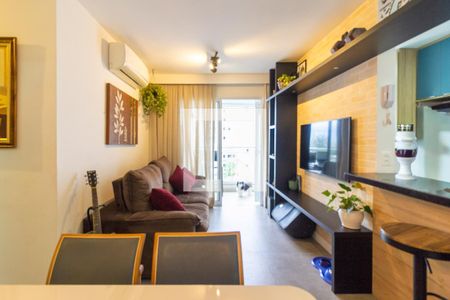 Sala de apartamento à venda com 2 quartos, 61m² em Vila Isa, São Paulo