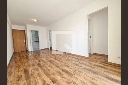 Sala de apartamento para alugar com 2 quartos, 57m² em Campo Belo, São Paulo