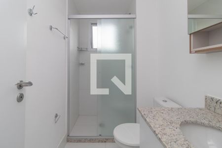 Banheiro de apartamento para alugar com 1 quarto, 39m² em Partenon, Porto Alegre