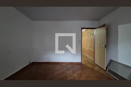 Quarto de casa à venda com 2 quartos, 120m² em Pinheirinho, Santo André