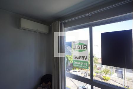 Sala de apartamento à venda com 1 quarto, 48m² em Rio Branco, Porto Alegre