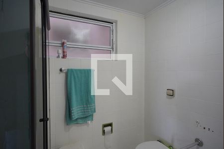 Banheiro  de apartamento à venda com 1 quarto, 48m² em Rio Branco, Porto Alegre
