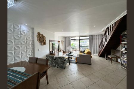 Apartamento para alugar com 5 quartos, 220m² em Recreio dos Bandeirantes, Rio de Janeiro