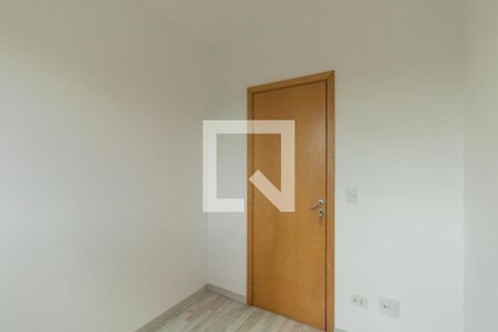 Quarto 1 de apartamento para alugar com 3 quartos, 60m² em Boa Vista, Curitiba