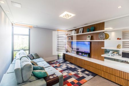 Sala  de casa de condomínio à venda com 5 quartos, 640m² em Colinas da Anhanguera, Santana de Parnaíba