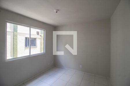 Quarto 1 de apartamento para alugar com 2 quartos, 44m² em São Benedito, Nova Iguaçu