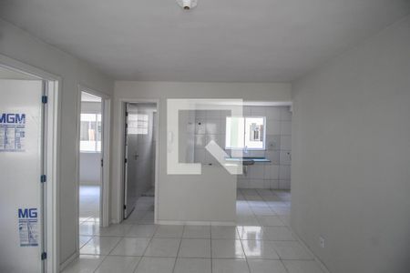 Sala de apartamento para alugar com 2 quartos, 44m² em São Benedito, Nova Iguaçu