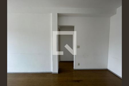 Corredor de apartamento à venda com 2 quartos, 59m² em Pilares, Rio de Janeiro