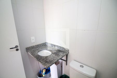 Banheiro da Suíte de apartamento para alugar com 1 quarto, 27m² em Campo Belo, São Paulo