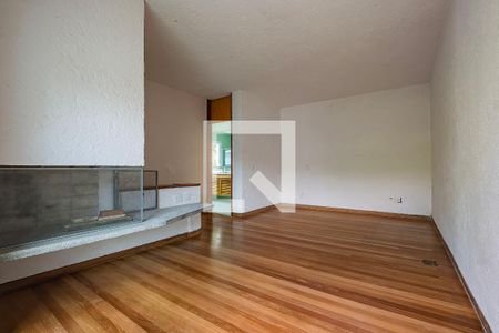 Suíte Master de casa para alugar com 4 quartos, 400m² em Jardim Paulista, São Paulo