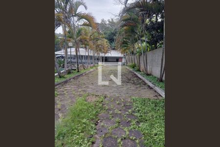 Casa para alugar com 3 quartos, 2690m² em Granja Nossa Senhora Aparecida, Embu das Artes