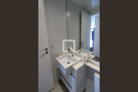 Banheiro de apartamento à venda com 2 quartos, 45m² em Jaguaré, São Paulo