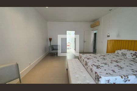 Quarto 2 de casa à venda com 4 quartos, 614m² em Recreio dos Bandeirantes, Rio de Janeiro