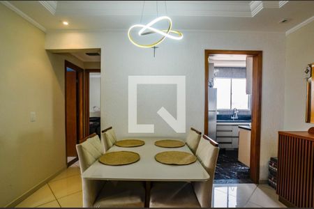 Sala de apartamento à venda com 2 quartos, 55m² em Vila Luzita, Santo André