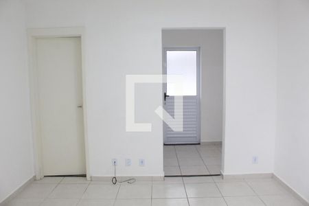 Sala de casa de condomínio para alugar com 2 quartos, 83m² em Bairro Jardim Nossa Senhora das Graças, Cotia