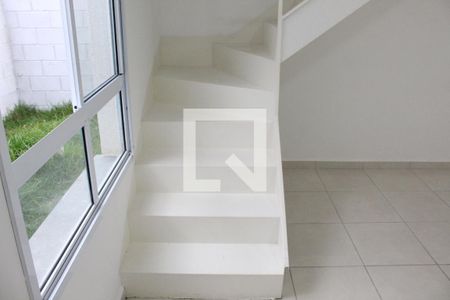 Sala de casa de condomínio para alugar com 2 quartos, 83m² em Bairro Jardim Nossa Senhora das Graças, Cotia