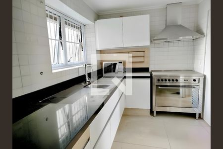 Apartamento para alugar com 3 quartos, 250m² em Perdizes, São Paulo