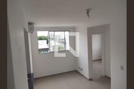 Sala de apartamento à venda com 2 quartos, 45m² em Partenon, Porto Alegre