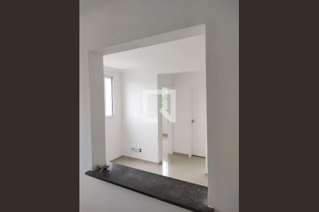 Sala de apartamento à venda com 2 quartos, 45m² em Partenon, Porto Alegre
