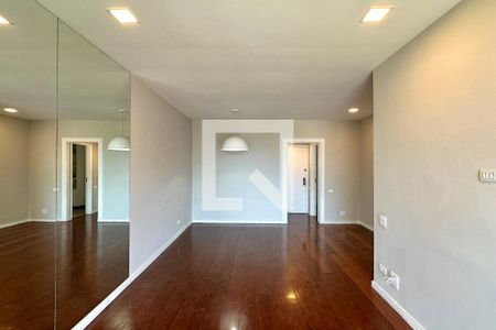 Apartamento para alugar com 2 quartos, 110m² em Copacabana, Rio de Janeiro