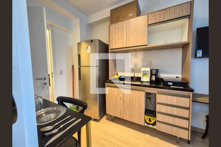 Cozinha de apartamento para alugar com 1 quarto, 25m² em Consolação, São Paulo