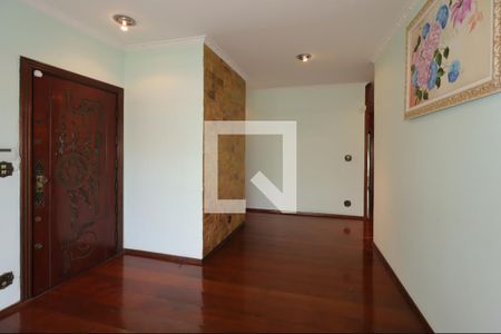 Sala de casa para alugar com 3 quartos, 400m² em Santa Maria, Santo André