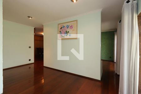 Sala de casa para alugar com 3 quartos, 400m² em Santa Maria, Santo André